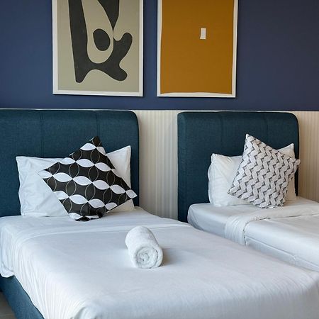 Mossaz Mana-Mana Suites Kuala Lumpur Petaling Jaya Dış mekan fotoğraf