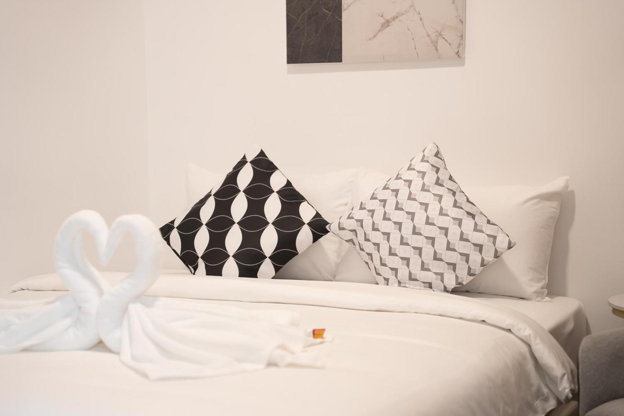 Mossaz Mana-Mana Suites Kuala Lumpur Petaling Jaya Dış mekan fotoğraf