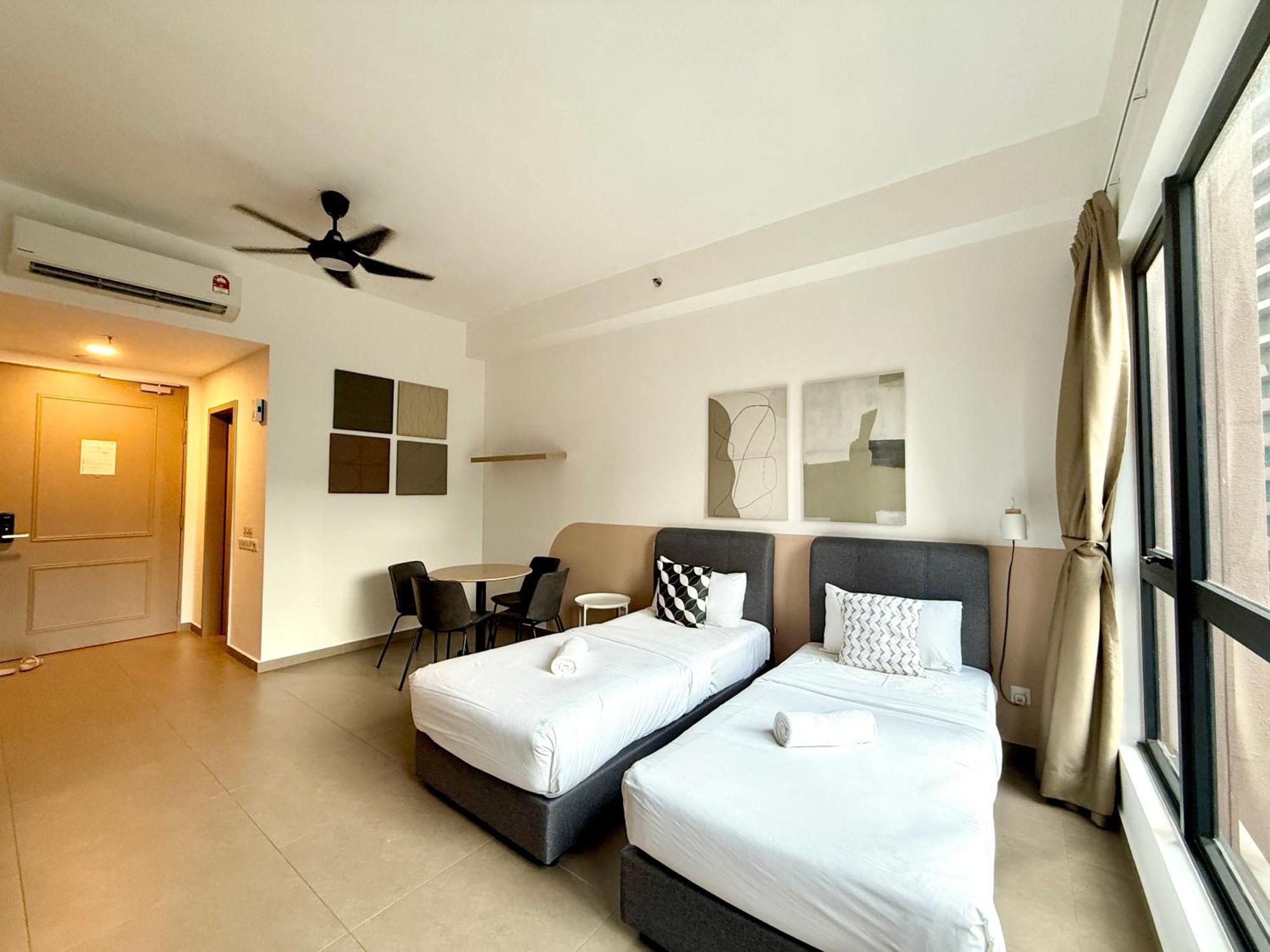 Mossaz Mana-Mana Suites Kuala Lumpur Petaling Jaya Dış mekan fotoğraf